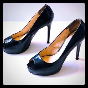 Black Guess Peeptoe Pumps